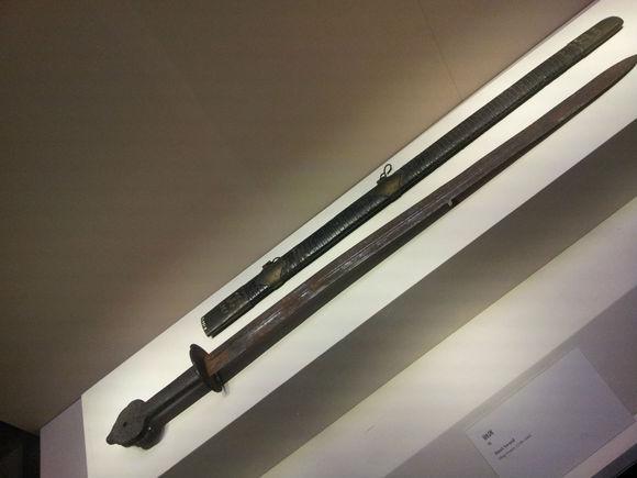【明朝】（1368-1644）钢剑