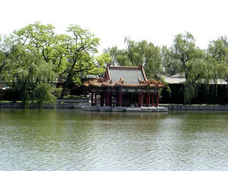 帝苑神游