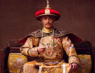 乾隆共有几个儿子?他为何会挑资质平庸的嘉庆作为继承人呢? 乾隆共有几个儿子?他为何会挑资质平庸的嘉庆作为继承人呢?