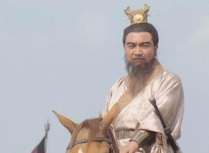 他本是曹魏大臣,因亲近曹丕被曹丕赐死 他本是曹魏大臣,因亲近曹丕被曹丕赐死