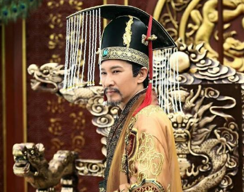 李亨是名正言顺的皇位继承人,为何他还要篡位呢? 李亨是名正言顺的皇位继承人,为何他还要篡位呢?