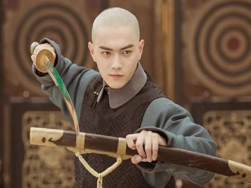 索伦人在清朝扮演者怎样的角色?他们是如何发展的? 索伦人在清朝扮演者怎样的角色?他们是如何发展的?
