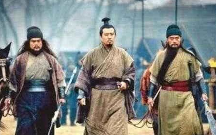 关羽和张飞都是平民出身,为何武艺那么强呢? 关羽和张飞都是平民出身,为何武艺那么强呢?