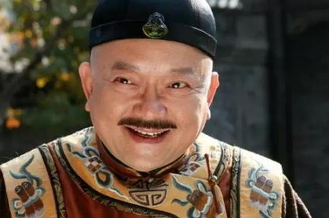 和珅到底是个怎样的人?他为何受乾隆宠爱呢? 和珅到底是个怎样的人?他为何受乾隆宠爱呢?
