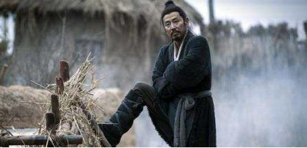楚汉争霸刘邦和项羽打着热火朝天 韩信为何一点作为也没有 楚汉争霸刘邦和项羽打着热火朝天 韩信为何一点作为也没有