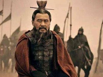 赤壁之战时曹操之所以战败,是因为他手下的谋士没有任识破计谋? 赤壁之战时曹操之所以战败,是因为他手下的谋士没有任识破计谋?