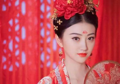 古代没有发胶和发筋 女子又是如何固定自己的发型的 古代没有发胶和发筋 女子又是如何固定自己的发型的