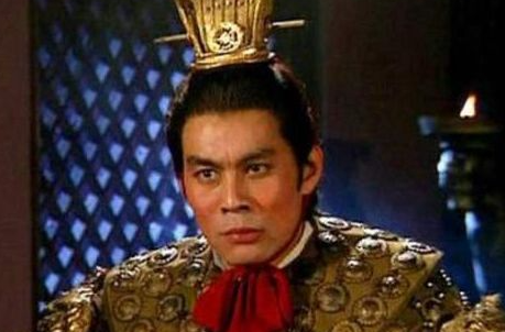 吕布手下有三员猛将,为何曹操只留下了两位呢? 吕布手下有三员猛将,为何曹操只留下了两位呢?