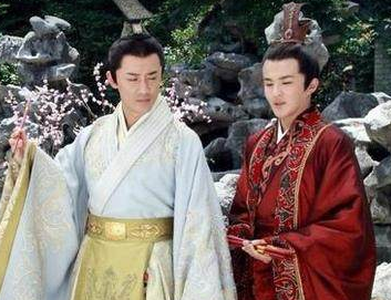 邓通为何能成为汉文帝的宠臣?他与汉文帝是什么关系? 邓通为何能成为汉文帝的宠臣?他与汉文帝是什么关系?