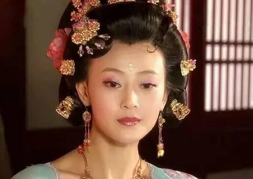 从唐朝歌女变身皇帝宠妃,杜秋娘经历了什么? 从唐朝歌女变身皇帝宠妃,杜秋娘经历了什么?