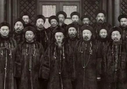 清朝灭亡时还有十四万皇家子弟 他们后来去了哪里 清朝灭亡时还有十四万皇家子弟 他们后来去了哪里