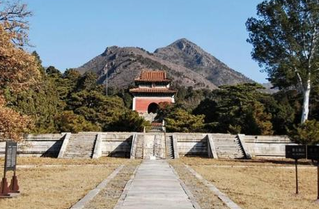 为什么清朝皇帝的非正常死亡率那么高呢? 为什么清朝皇帝的非正常死亡率那么高呢?