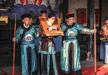 查嗣庭与其家族为什么会遭遇灭顶之灾?当时的情况是怎样的? 查嗣庭与其家族为什么会遭遇灭顶之灾?当时的情况是怎样的?