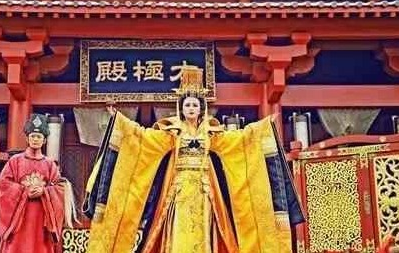 武则天身为女皇,为什么非常笃信佛教呢? 武则天身为女皇,为什么非常笃信佛教呢?