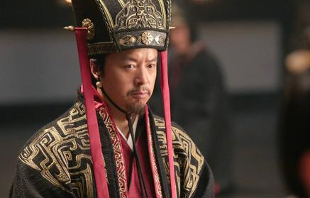 陈群是一个杰出的谋士,为何刘备却不看重他呢? 陈群是一个杰出的谋士,为何刘备却不看重他呢?