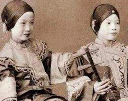 清朝时期如何确定一个女人是否有钱 看看这几点就知道了 清朝时期如何确定一个女人是否有钱 看看这几点就知道了