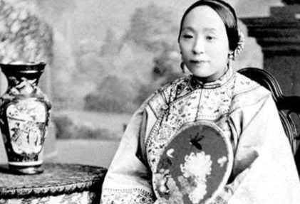 清朝时期如何确定一个女人是否有钱 看看这几点就知道了 清朝时期如何确定一个女人是否有钱 看看这几点就知道了