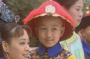 当时的情势是怎样的?为何年幼且非嫡非长的福临能成为皇帝? 当时的情势是怎样的?为何年幼且非嫡非长的福临能成为皇帝?