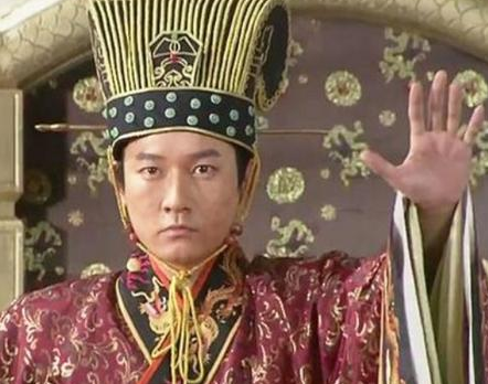 明朝皇帝不都是昏庸的吗 明朝为什么没有被推翻 明朝皇帝不都是昏庸的吗 明朝为什么没有被推翻