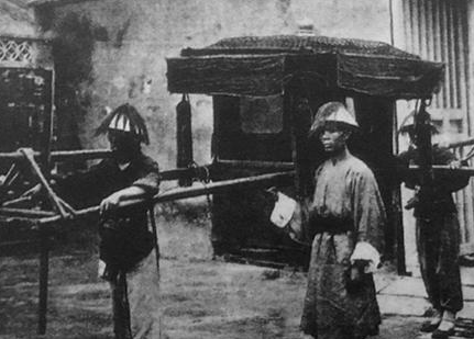 古代什么人都能坐轿子吗 所有官员都能坐八抬大轿吗 古代什么人都能坐轿子吗 所有官员都能坐八抬大轿吗