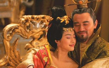 安禄山深得皇帝宠爱,为什么还要起兵造反呢? 安禄山深得皇帝宠爱,为什么还要起兵造反呢?