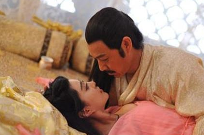 俗话说后宫除了妃子外那么多的宫女 皇帝想推倒谁就推倒谁吗 俗话说后宫除了妃子外那么多的宫女 皇帝想推倒谁就推倒谁吗