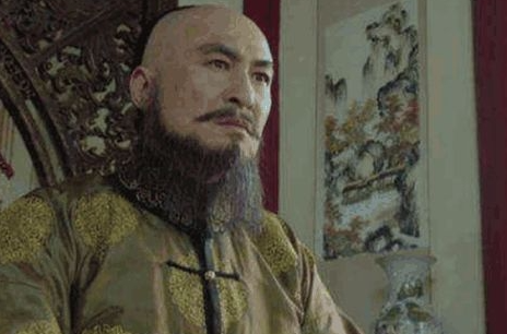康熙好不容易捉拿了鳌拜,为何只囚禁而不杀他呢? 康熙好不容易捉拿了鳌拜,为何只囚禁而不杀他呢?