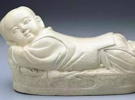 古人夏天是怎么度过的 古人身上依旧穿的很保守吗 古人夏天是怎么度过的 古人身上依旧穿的很保守吗