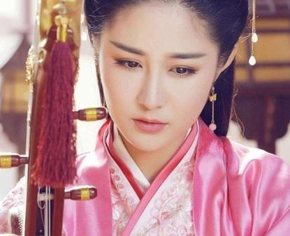 古代小妾和姨太太相比 两者的地位差距很大吗 古代小妾和姨太太相比 两者的地位差距很大吗