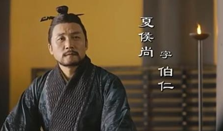 魏蜀吴三国里第一个称帝的人是谁呢? 魏蜀吴三国里第一个称帝的人是谁呢?