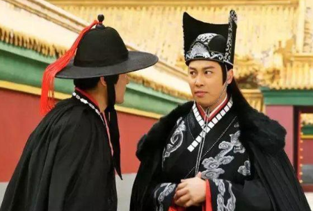 服妖指的是什么现象?明朝中后期为何会出现服妖? 服妖指的是什么现象?明朝中后期为何会出现服妖?