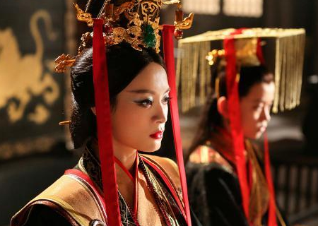 古代皇后和皇太后相比 两者谁的权力最大 古代皇后和皇太后相比 两者谁的权力最大