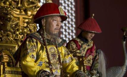 乾隆本是一代英主,为何却要大兴文字狱呢? 乾隆本是一代英主,为何却要大兴文字狱呢?