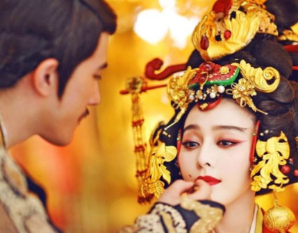 武则天后宫坐拥四位男宠 武则天为何没有生下一个孩子 武则天后宫坐拥四位男宠 武则天为何没有生下一个孩子