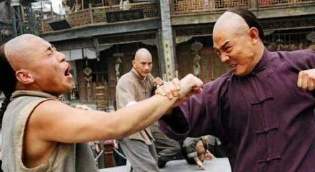 古代人的头发都是很长的 古人打架时会抓头发吗 古代人的头发都是很长的 古人打架时会抓头发吗