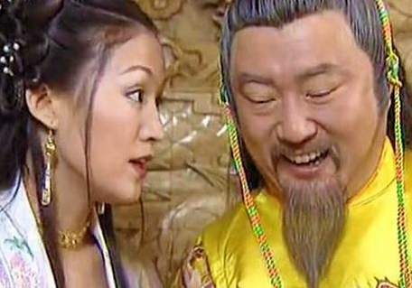 古代王爷身上穿的衣服是龙袍吗 蟒袍和龙袍有什么区别 古代王爷身上穿的衣服是龙袍吗 蟒袍和龙袍有什么区别
