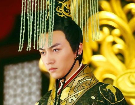汉武帝44年都没有解决匈奴问题 汉宣帝是怎么12年就解决的 汉武帝44年都没有解决匈奴问题 汉宣帝是怎么12年就解决的