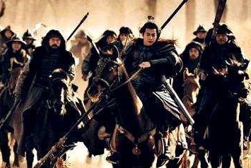 古代战场上武将与普通士兵杀敌,伤亡率为何比士兵少? 古代战场上武将与普通士兵杀敌,伤亡率为何比士兵少?