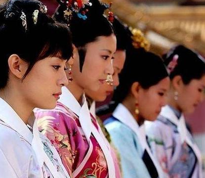 清朝妃子在生下孩子之后 他们为什么会频繁的夭折 清朝妃子在生下孩子之后 他们为什么会频繁的夭折