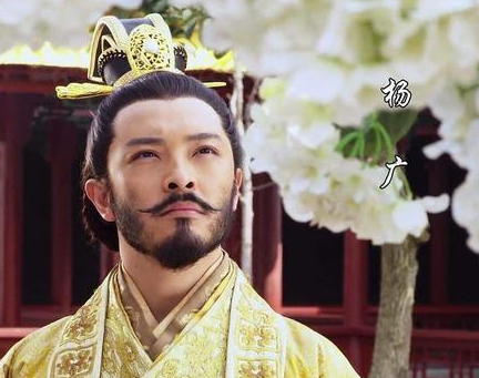 李渊当初一直防范这个儿子 李渊后来是怎么做到父慈子孝的 李渊当初一直防范这个儿子 李渊后来是怎么做到父慈子孝的