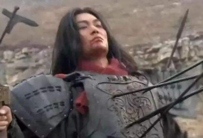 长平之战时,秦赵两国兵力有何差距?赵军为何会被围歼 长平之战时,秦赵两国兵力有何差距?赵军为何会被围歼