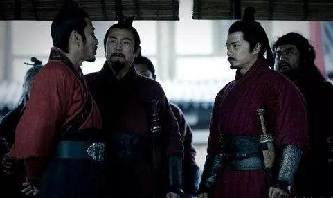 杯酒释兵权的本质是什么?赵匡胤是否优待功臣了? 杯酒释兵权的本质是什么?赵匡胤是否优待功臣了?