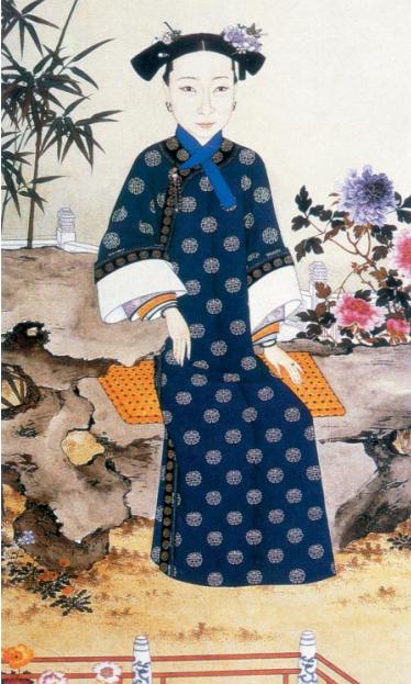 梳旗髻的满族妇女(清人《贞妃常服像》)
